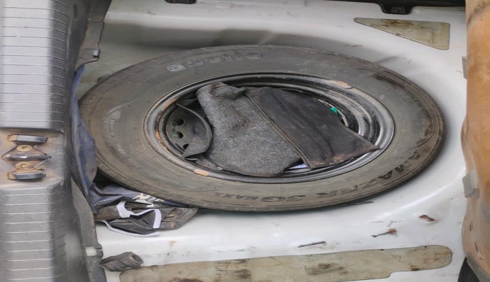 2020 Hyundai Elite i20 MAGNA PLUS 1.2, Petrol, Manual, 93,818 km, tyre