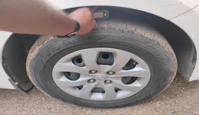 2020 Hyundai Elite i20 MAGNA PLUS 1.2, Petrol, Manual, 93,818 km, tyre