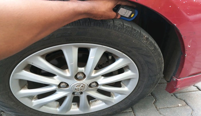 2011 Toyota Etios Liva VX, Petrol, Manual, 82,788 km, tyre