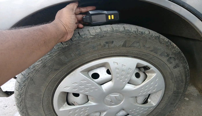 2024 Maruti Eeco 5 STR AC CNG, Petrol, Manual, 10,917 km, tyre