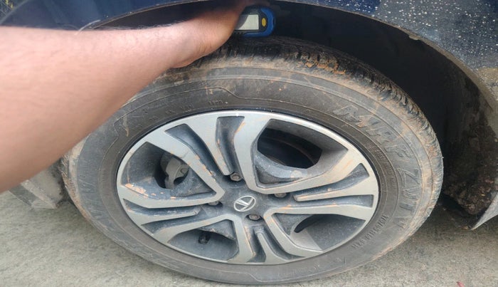 2023 Tata Tiago XT PETROL, Petrol, Manual, 5,535 km, tyre