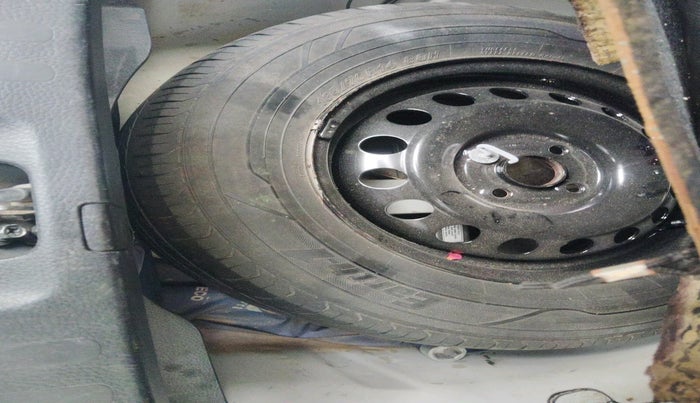 2019 Maruti Swift Dzire TOUR S DIESEL, Diesel, Manual, 2,17,236 km, tyre