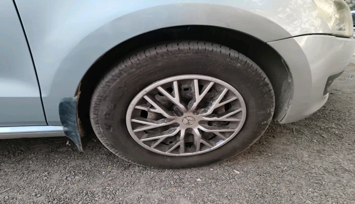 2011 Volkswagen Polo COMFORTLINE 1.2L PETROL, Petrol, Manual, 86,905 km, tyre