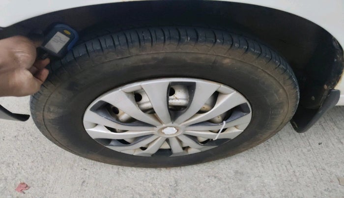 2011 Maruti Alto LXI, Petrol, Manual, 82,519 km, tyre