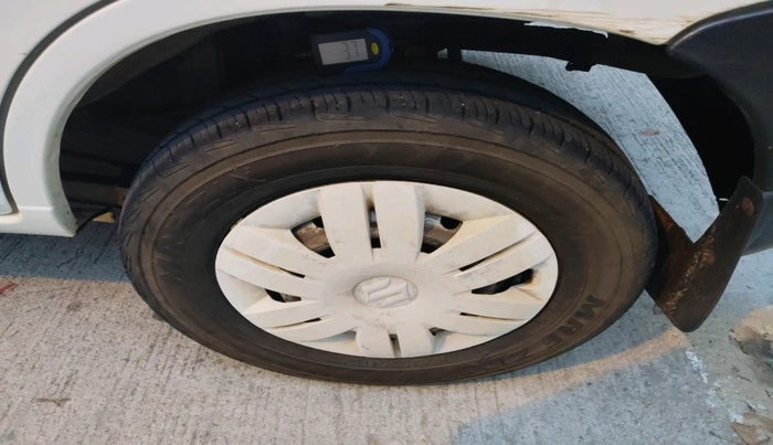 2011 Maruti Alto LXI, Petrol, Manual, 82,519 km, tyre