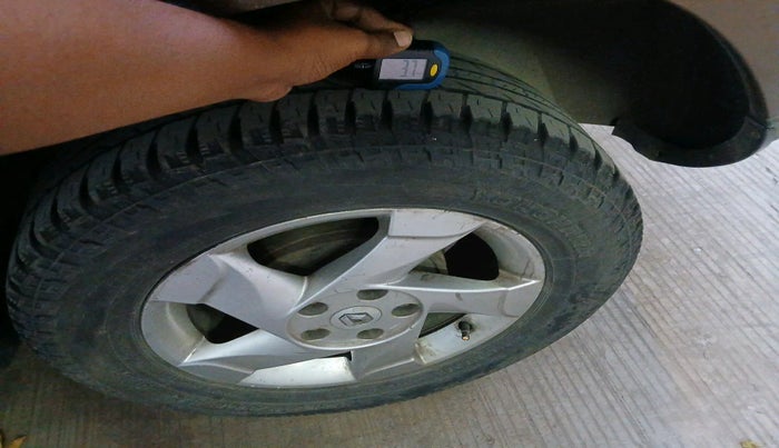 2013 Renault Duster 110 PS RXZ DIESEL (OPT), Diesel, Manual, 1,52,596 km, tyre