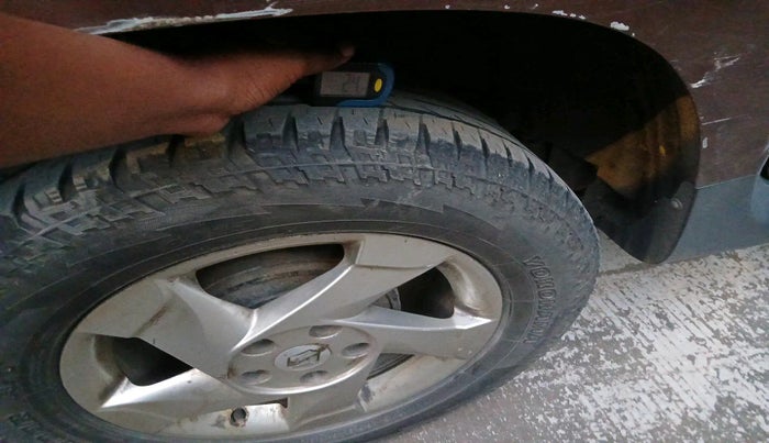 2013 Renault Duster 110 PS RXZ DIESEL (OPT), Diesel, Manual, 1,52,596 km, tyre