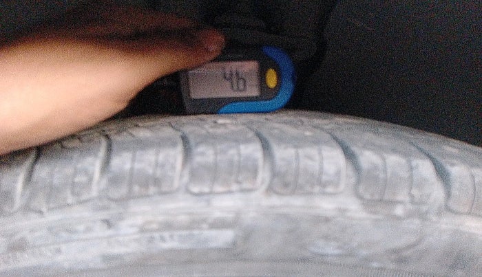 2015 Hyundai Creta SX PLUS 1.6 PETROL, Petrol, Manual, 1,17,722 km, tyre