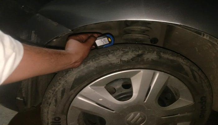 2013 Maruti Wagon R 1.0 VXI, Petrol, Manual, 40,464 km, tyre