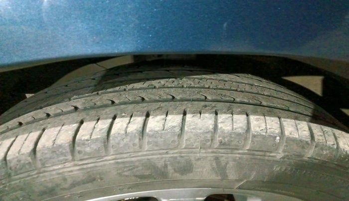 2017 Maruti Baleno ALPHA PETROL 1.2, Petrol, Manual, 45,632 km, tyre