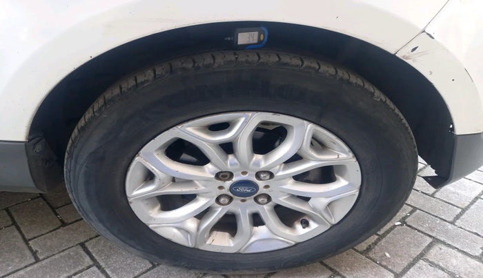 2017 Ford Ecosport TITANIUM 1.5L DIESEL, Diesel, Manual, 1,72,654 km, tyre