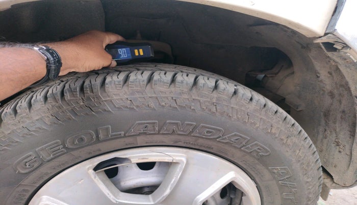 2016 Mahindra Scorpio S2, Diesel, Manual, 56,308 km, tyre