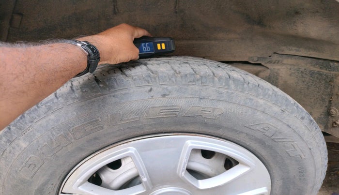 2016 Mahindra Scorpio S2, Diesel, Manual, 56,308 km, tyre