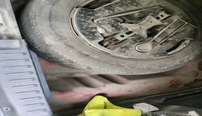 2016 Maruti Vitara Brezza ZDI PLUS DUAL TONE, Diesel, Manual, 1,43,123 km, tyre