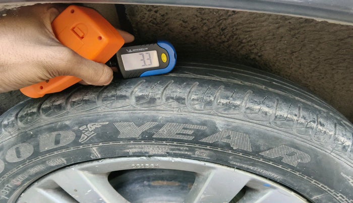 2016 Maruti Vitara Brezza ZDI PLUS DUAL TONE, Diesel, Manual, 1,43,123 km, tyre