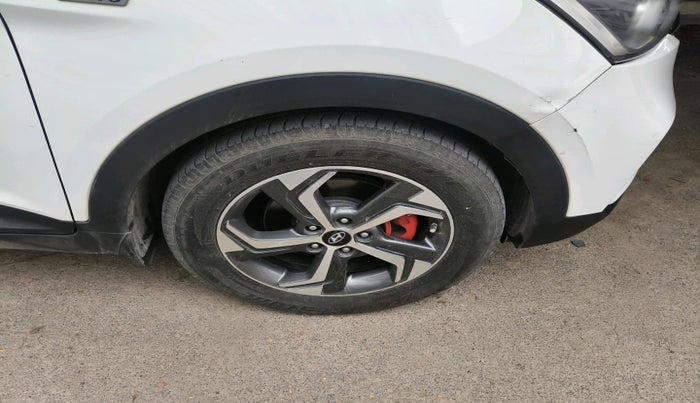 2019 Hyundai Creta SX AT 1.6 DIESEL, Diesel, Automatic, 1,16,714 km, tyre