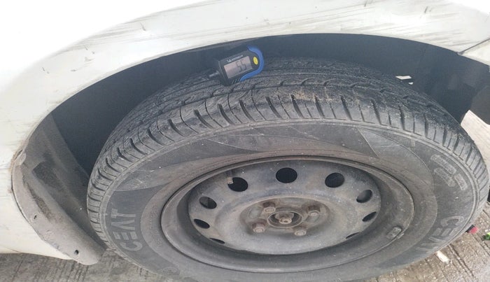 2011 Maruti Swift VDI, Diesel, Manual, 1,34,926 km, tyre