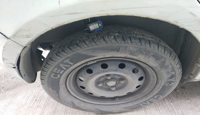 2011 Maruti Swift VDI, Diesel, Manual, 1,34,926 km, tyre