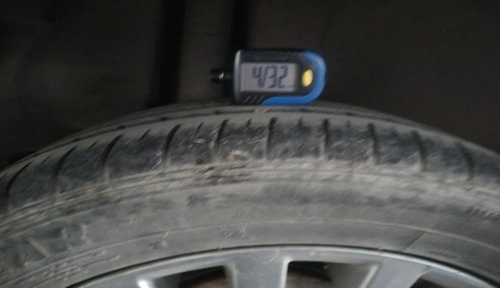 2016 Maruti Ciaz ZDI+ SHVS, Diesel, Manual, 1,11,725 km, tyre