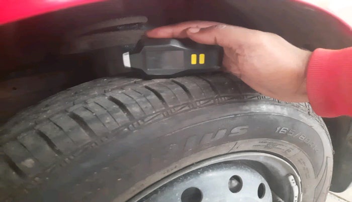 2014 Maruti Swift Dzire VXI, Petrol, Manual, 53,948 km, tyre