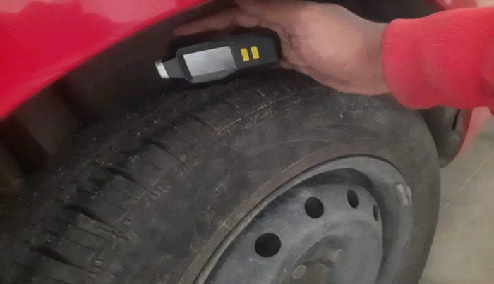 2014 Maruti Swift Dzire VXI, Petrol, Manual, 53,948 km, tyre