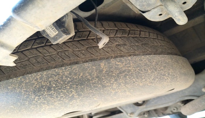 2011 Mitsubishi Outlander 2.4 MIVEC, Petrol, Automatic, 94,115 km, tyre