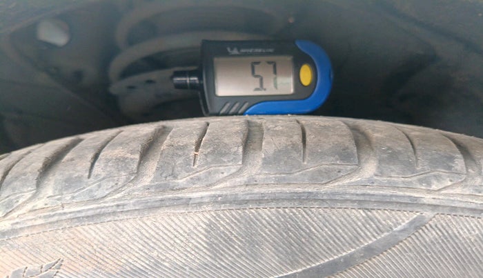 2012 Hyundai Verna FLUIDIC 1.6 VTVT SX, Petrol, Manual, 68,175 km, tyre