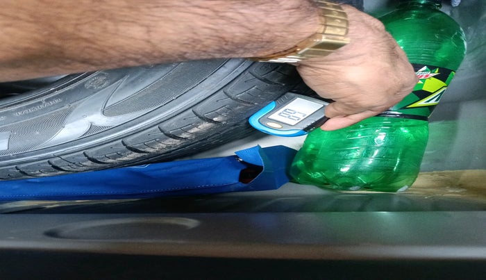 2022 Honda Amaze 1.2L I-VTEC VX CVT, Petrol, Automatic, 45,154 km, tyre