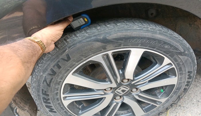 2022 Honda Amaze 1.2L I-VTEC VX CVT, Petrol, Automatic, 45,154 km, tyre