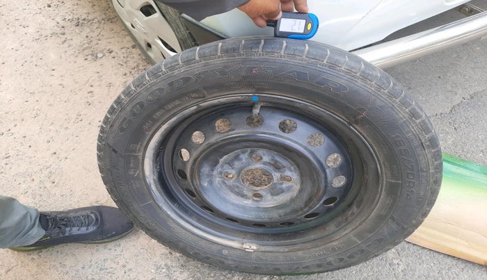 2020 Maruti Celerio VXI CNG, Petrol, Manual, 1,13,514 km, tyre