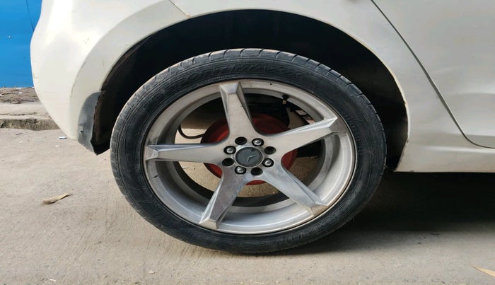 2018 Hyundai Elite i20 MAGNA EXECUTIVE CVT, Petrol, Automatic, 62,684 km, tyre