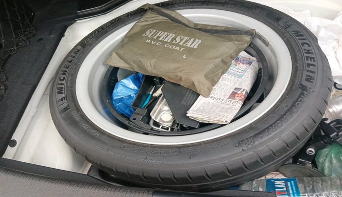 2011 Mercedes Benz C Class C 250 CDI, Diesel, Automatic, 60,476 km, tyre