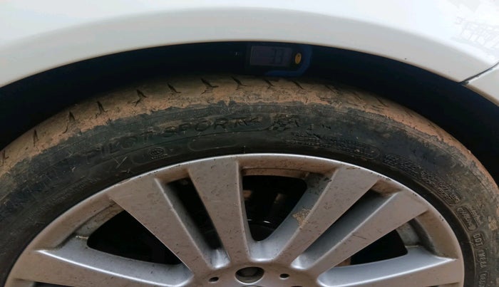 2011 Mercedes Benz C Class C 250 CDI, Diesel, Automatic, 60,476 km, tyre