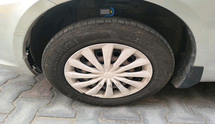 2015 Maruti Swift Dzire VDI, Diesel, Manual, 78,553 km, tyre