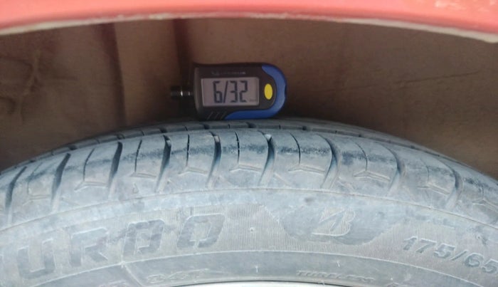 2015 Honda Jazz 1.2L I-VTEC V, Petrol, Manual, 93,354 km, tyre