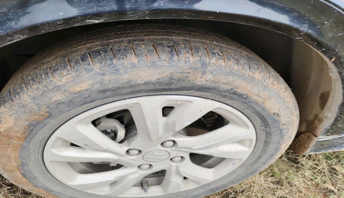 2024 Maruti Swift ZXi, Petrol, Manual, 38,429 km, tyre