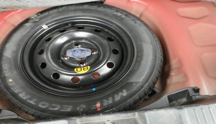 2024 Maruti Swift ZXi, Petrol, Manual, 38,429 km, tyre