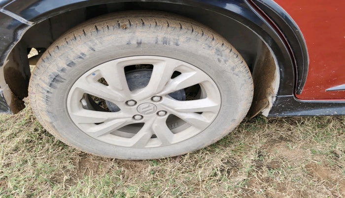 2024 Maruti Swift ZXi, Petrol, Manual, 38,429 km, tyre