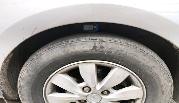 2014 Hyundai i20 ASTA (O) 1.2 WITH SUNROOF, Petrol, Manual, 1,41,706 km, tyre