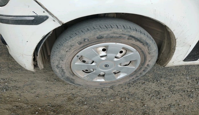 2019 Maruti New Wagon-R LXI CNG 1.0, Petrol, Manual, 1,17,188 km, tyre