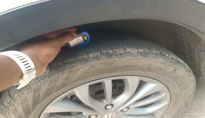 2017 Maruti S Cross ZETA 1.3, Diesel, Manual, 1,19,822 km, tyre