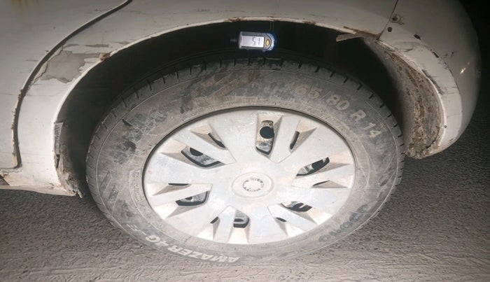 2011 Maruti Ritz VXI, Petrol, Manual, 67,306 km, tyre