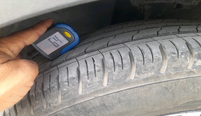 2023 KIA SONET HTX 1.0 DCT, Petrol, Automatic, 7,570 km, tyre