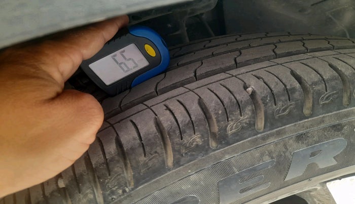 2023 KIA SONET HTX 1.0 DCT, Petrol, Automatic, 7,570 km, tyre