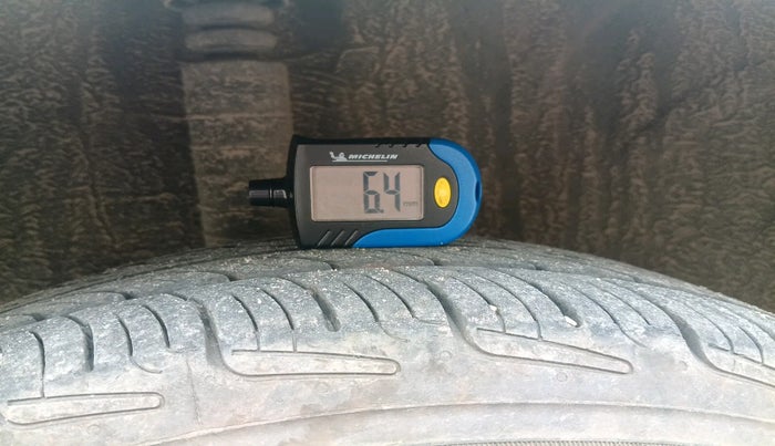 2013 Renault Pulse RXL DIESEL, Diesel, Manual, 97,523 km, tyre