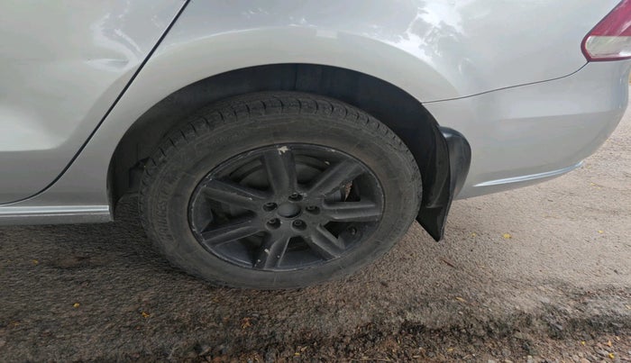 2011 Volkswagen Vento HIGHLINE DIESEL 1.6, Diesel, Manual, 1,45,574 km, tyre