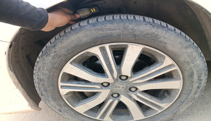 2020 Honda City 1.5L I-VTEC SV, Petrol, Manual, 21,827 km, tyre