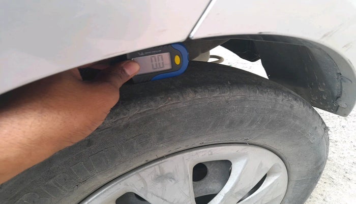 2012 Hyundai i10 MAGNA 1.2, Petrol, Manual, 46,219 km, tyre