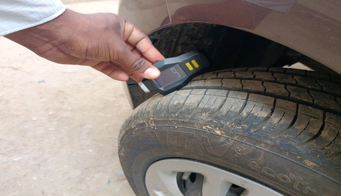 2020 Hyundai AURA S 1.2, Petrol, Manual, 57,084 km, tyre