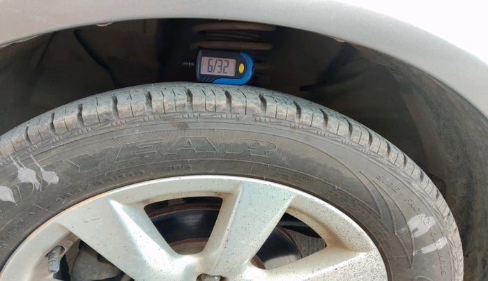 2013 Nissan Sunny XV DIESEL, Diesel, Manual, 1,42,499 km, tyre